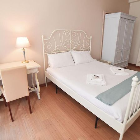 Barcolana Lodge - Hostel Триест Экстерьер фото