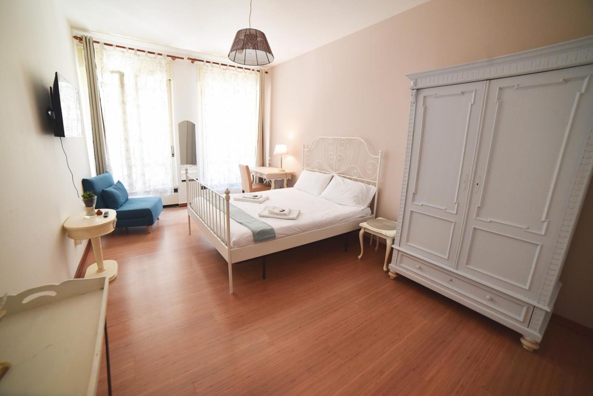 Barcolana Lodge - Hostel Триест Экстерьер фото