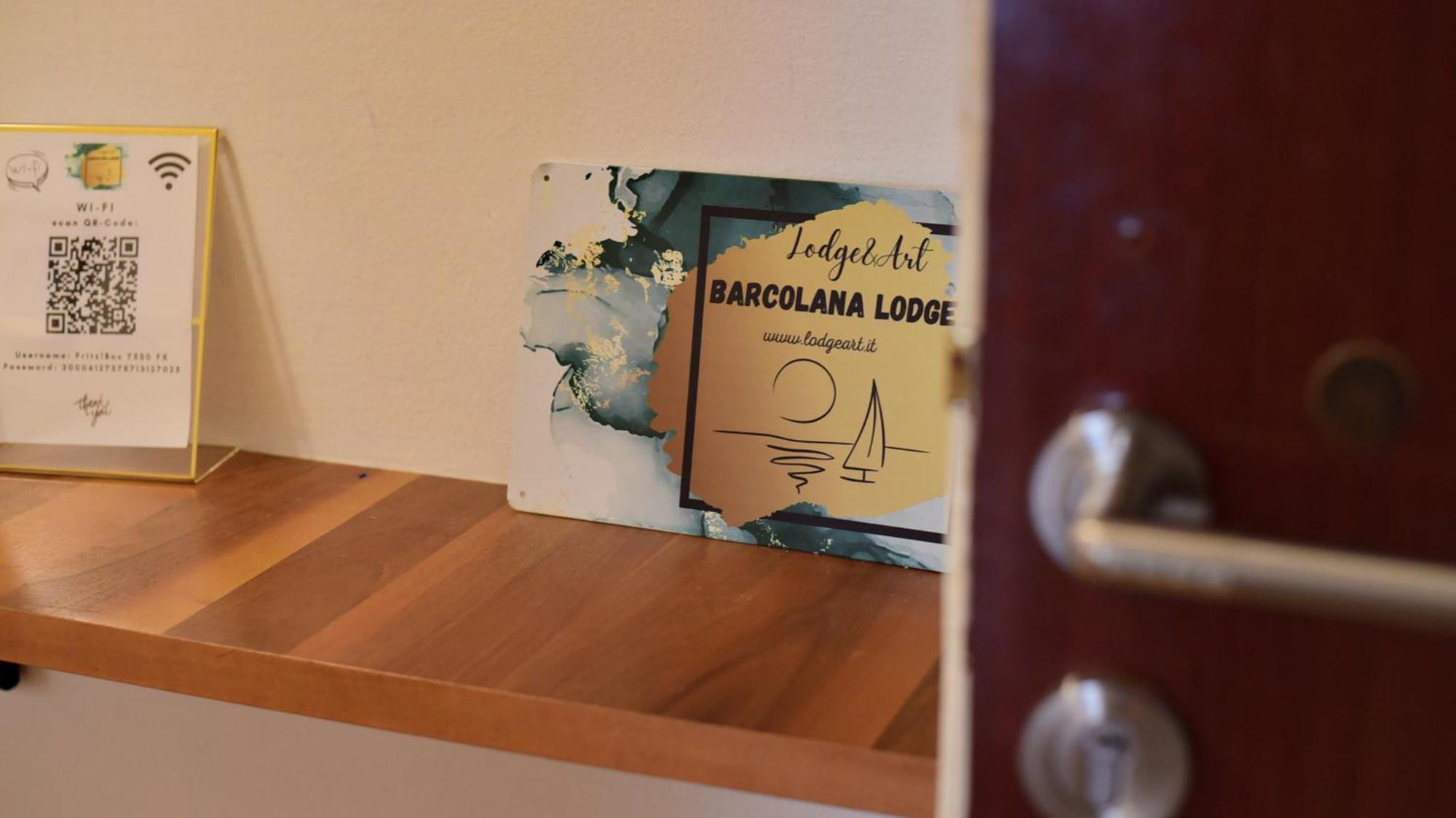 Barcolana Lodge - Hostel Триест Экстерьер фото